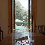 Lilli Con Piscina Riscaldata