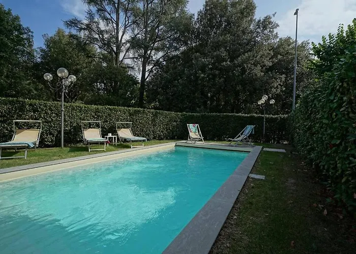 Lilli Con Piscina Riscaldata * Montecatini-Terme